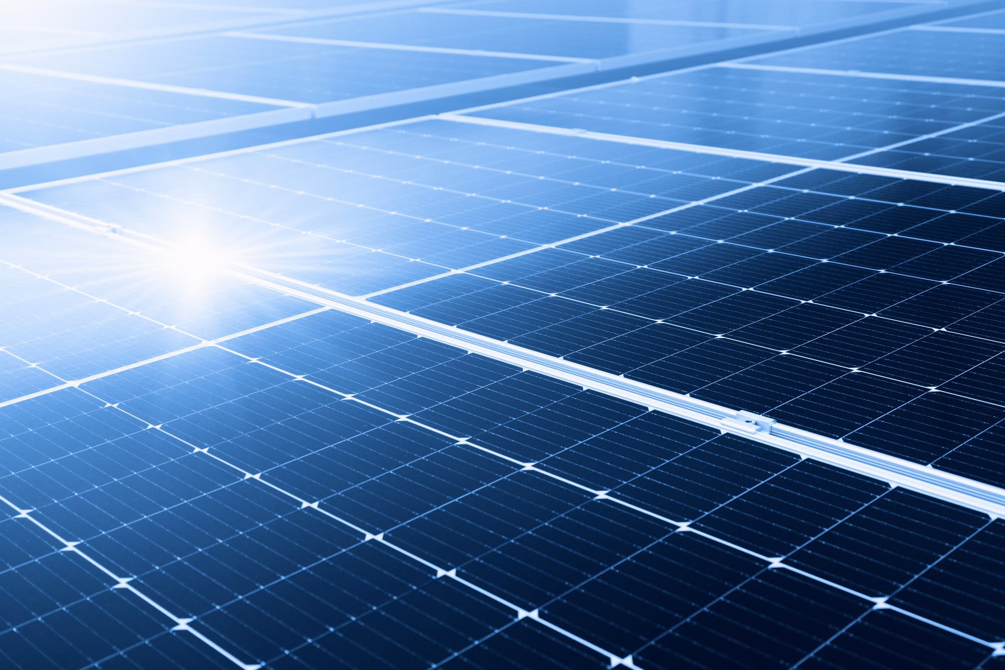 Perovskite-silicon tandem solar cell architecture showing high-efficiency solar layers